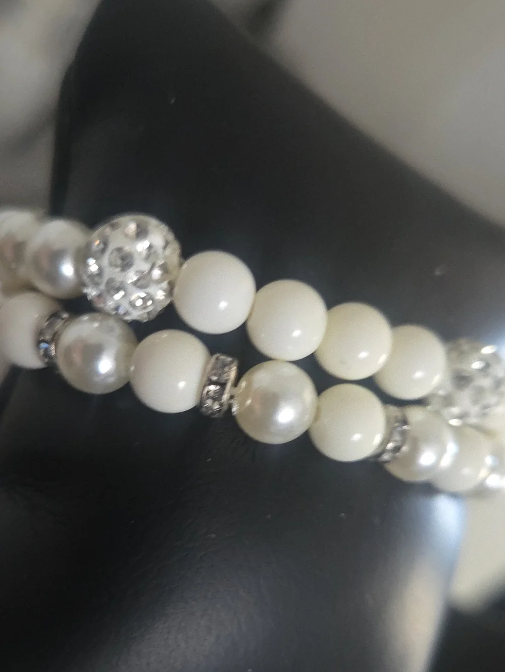 Paparazzi Teasingly Tinseltown White Bracelet NWT